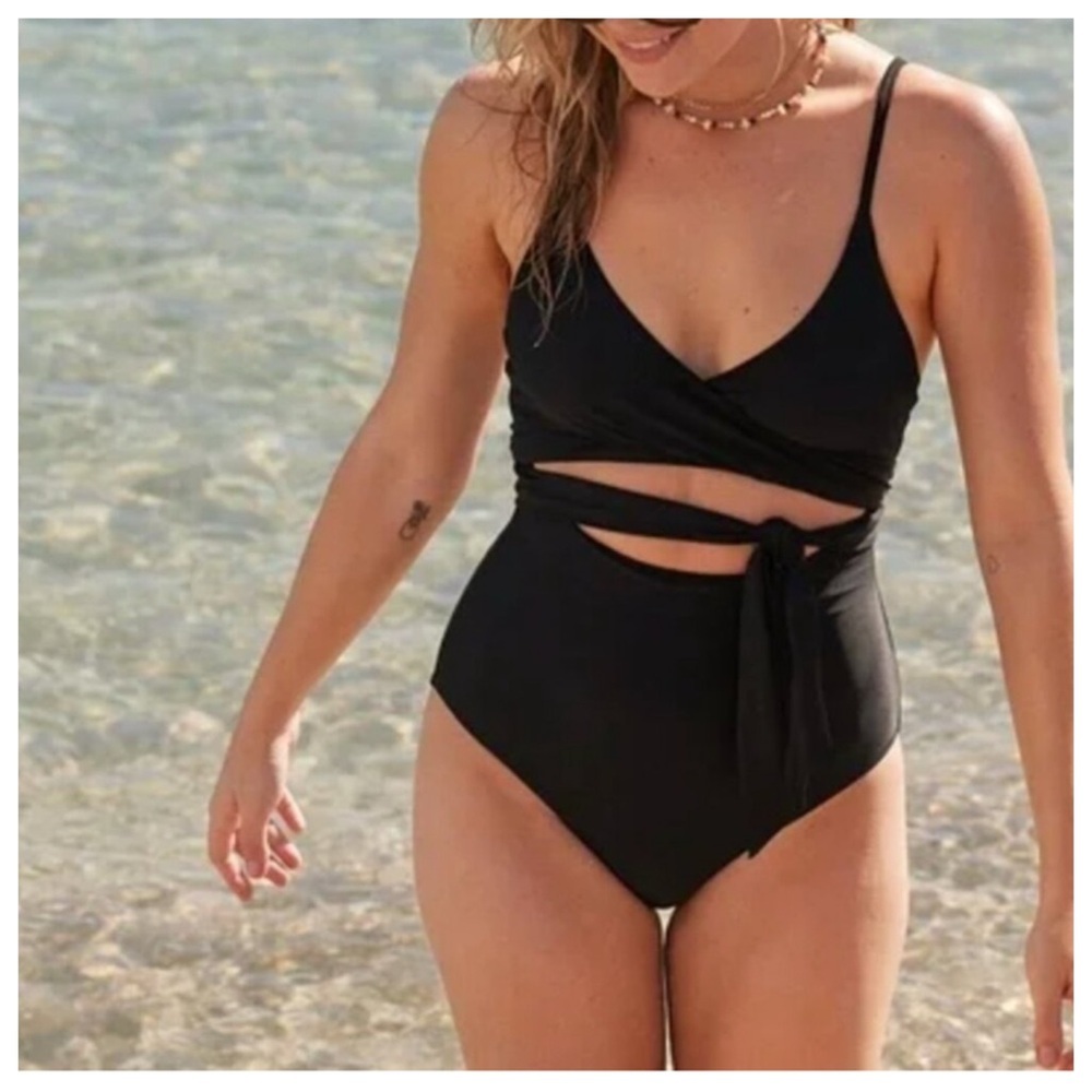 NWT! Aerie Wrap Full Coverage One Piece Swimsuit Black